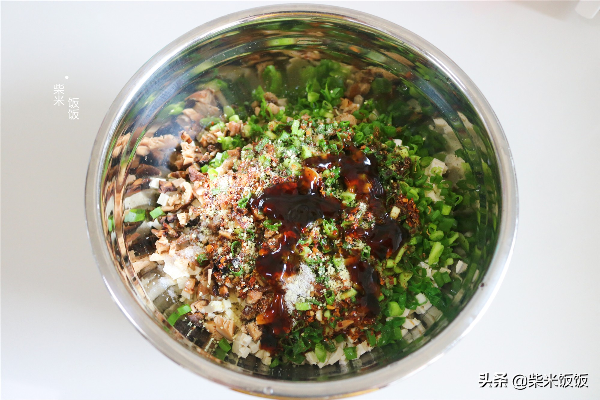 比肉包還好吃的素餡包子，夏天吃最合適，太香了