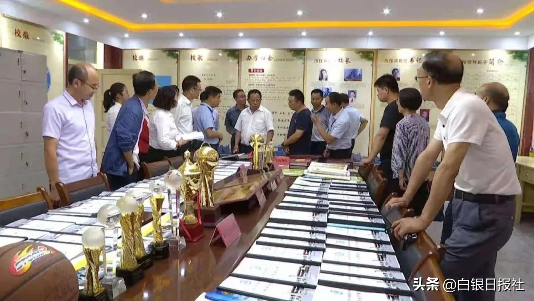 甘肅省白銀市靖遠(yuǎn)縣第五中學(xué)!民族團(tuán)結(jié)工作(圖4) 甘肅省白銀市靖遠(yuǎn)縣第五中學(xué)!民族團(tuán)結(jié)工作(圖4)