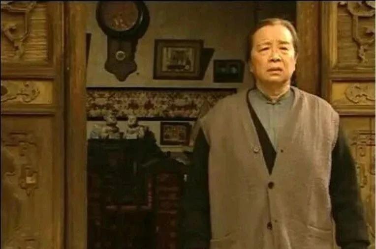 还珠格格被下架 容嬷嬷再次登上热搜