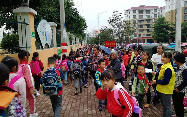 幼儿园疯狂扩建后上学还是难是什么原因?
