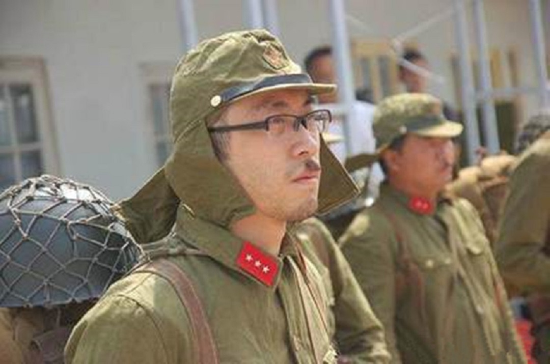 抗日战争时期：日军帽子上的两片布到底有何用