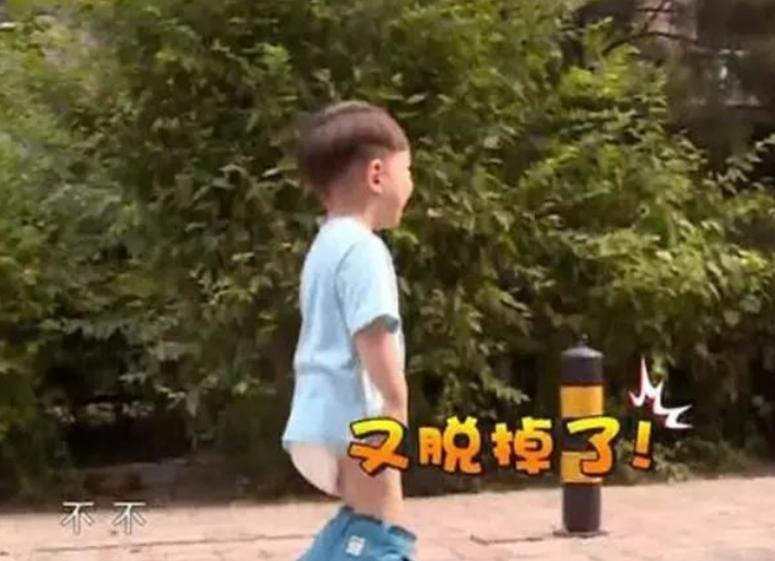 嗯哼被送外号“小李现”，李现本尊回应：以后我儿时的角色找他演