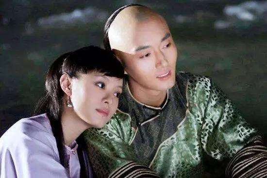 为什么戏里女人都爱果郡王，戏外观众却都讨厌