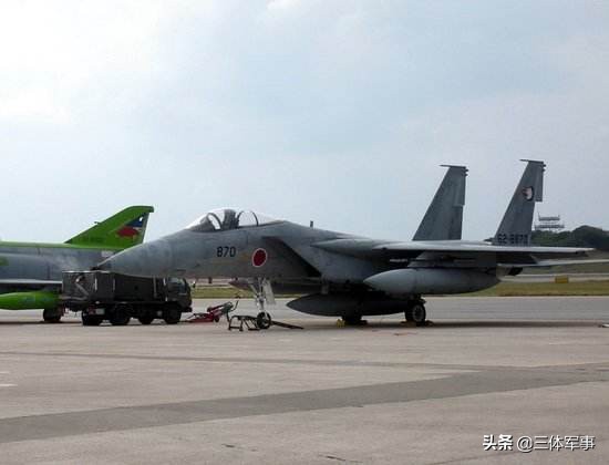 第二支中國(guó)艦隊(duì)進(jìn)入宮古島水域！與遼寧號(hào)航母會(huì)師，沖繩拉響警報(bào)