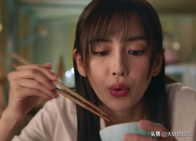 求求導演們來趟凡間吧，國產(chǎn)劇盡是卡里只剩100萬的“窮人”了