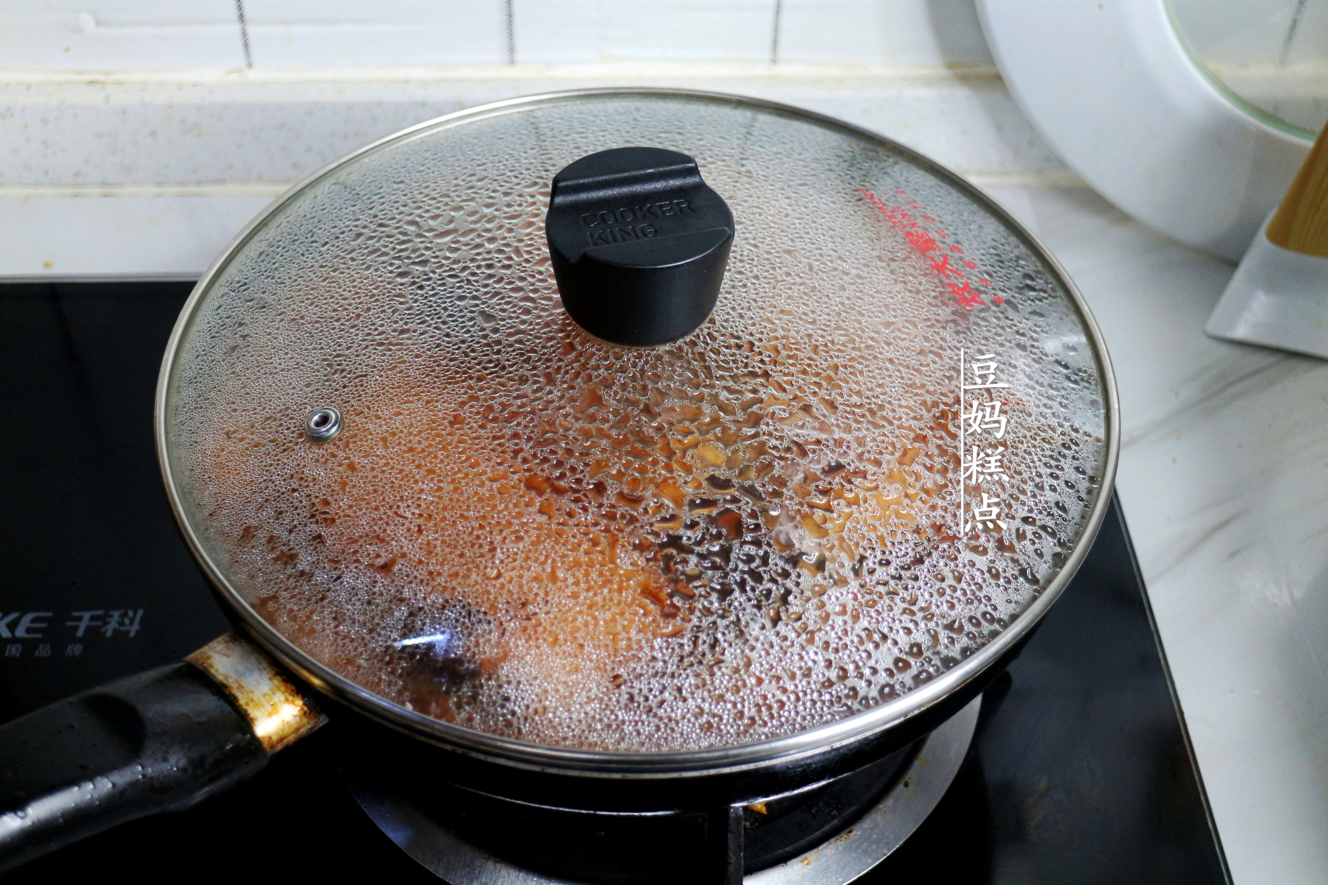 週末在家，用平底鍋給孩子做“叉燒肉”，神仙美味