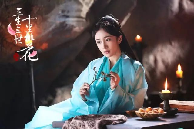 34岁杨幂为何不敢再婚？看完她的真实面目，你就