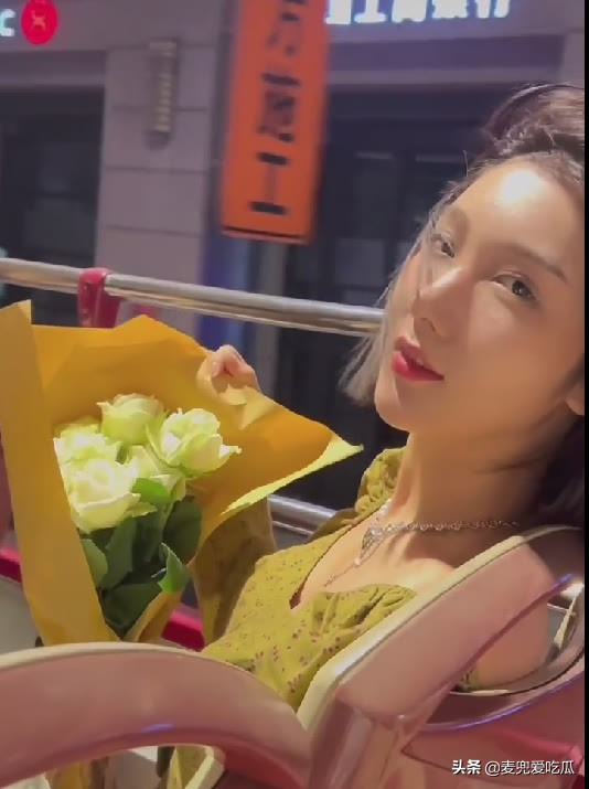 都美竹高调晒美照？剪短长发重新开始，网友：