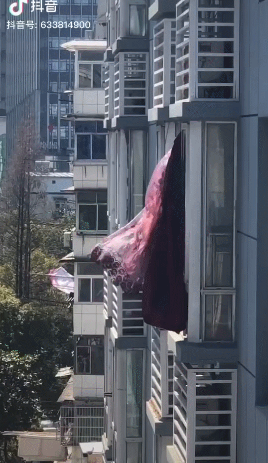 2020这些瞬间，笑着笑着就哭了