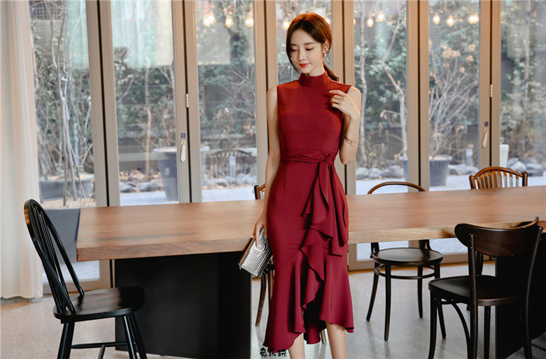 孙允珠：美酒枣红佛拉明哥曼妙无袖裙