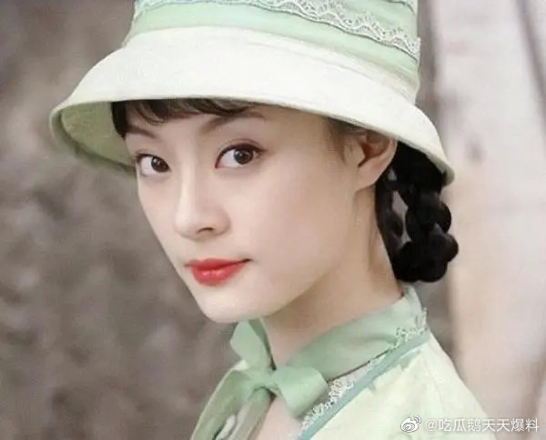 女明星年輕時(shí)的顏值，孫儷不輸蔣勤勤，劉雪華像真人洋娃娃