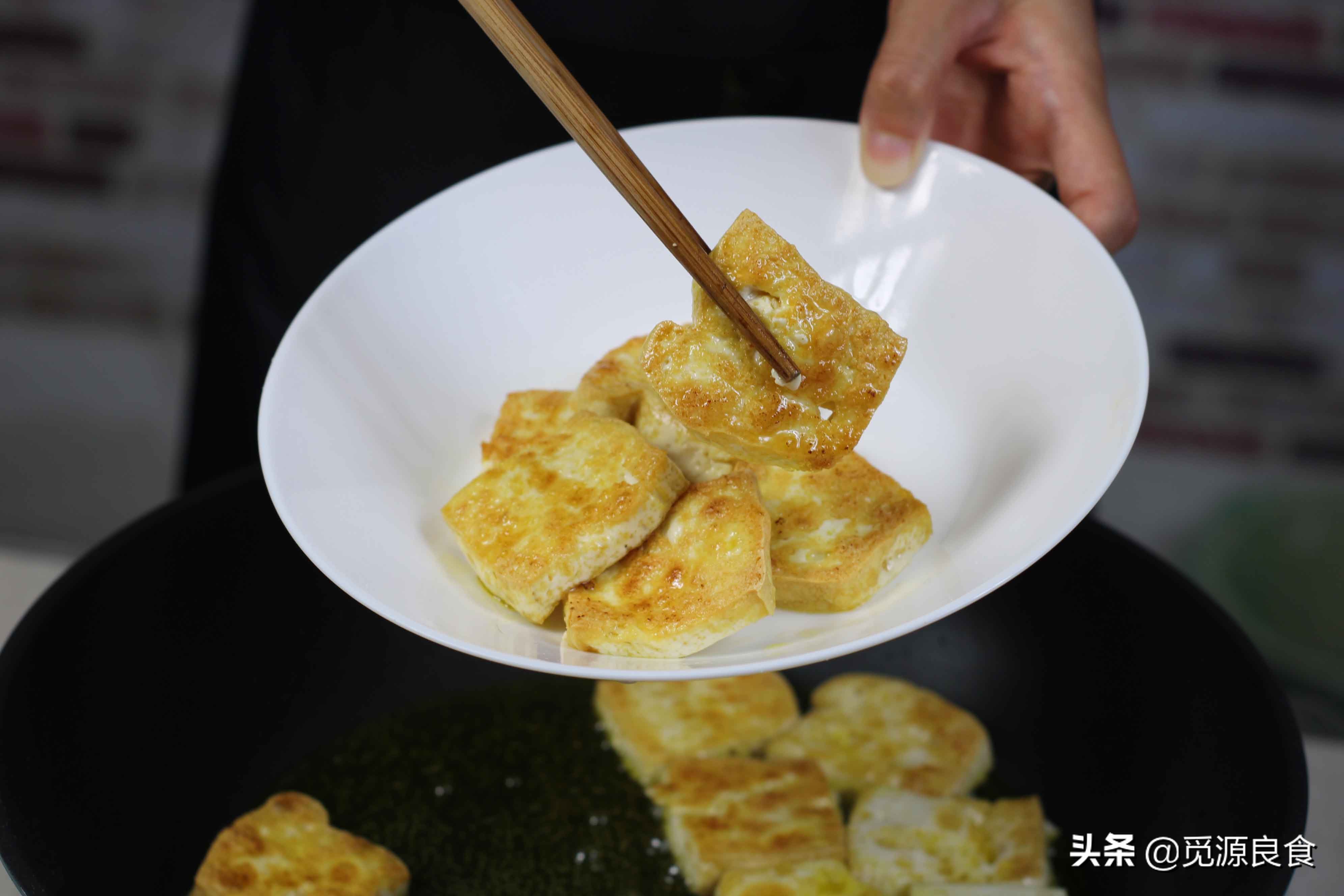 秋冬美食红烧肉白菜豆腐煲，家常美味超级下饭，爸妈晚餐吃撑了