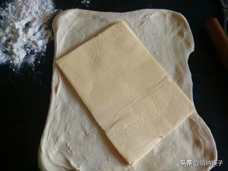 自制家庭版蛋挞，掌握其中几个技巧，蛋挞皮酥脆，蛋液嫩滑