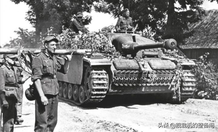 苏德战场上的“动物杀手”——SU-152\u002FISU-152自