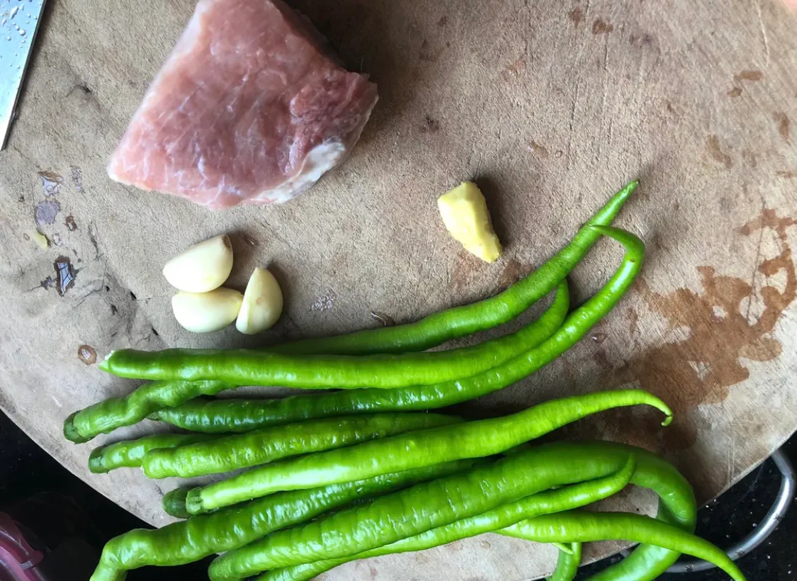 家常菜:青椒炒肉 美食做法 第1张 家常菜:青椒炒肉 美食做法 第1张