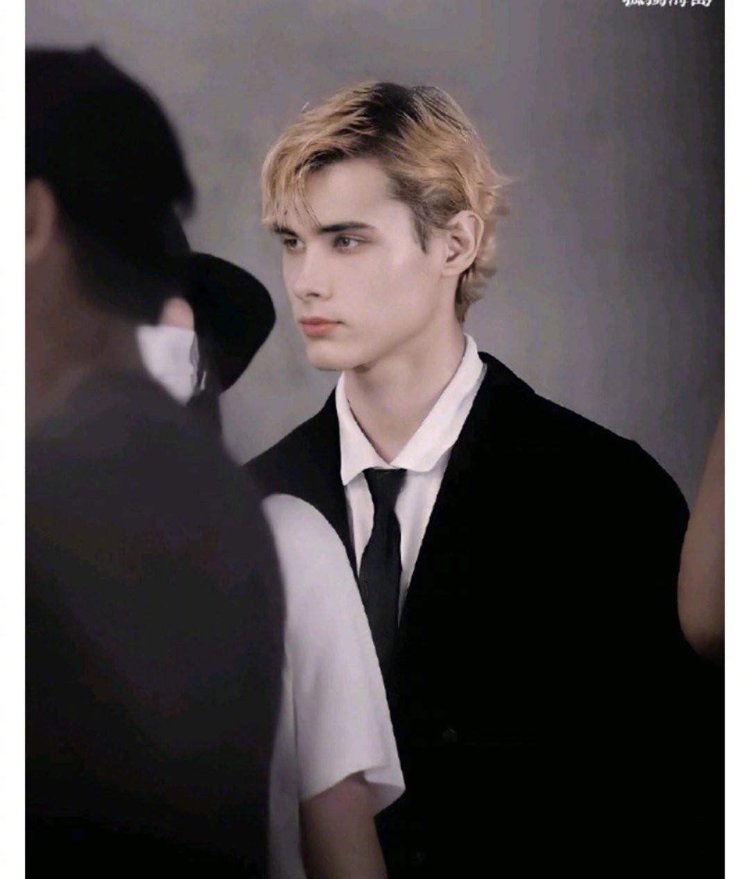 利老师休想逃不想出道只想回家利路修凭什么成为全网最喜欢的选手