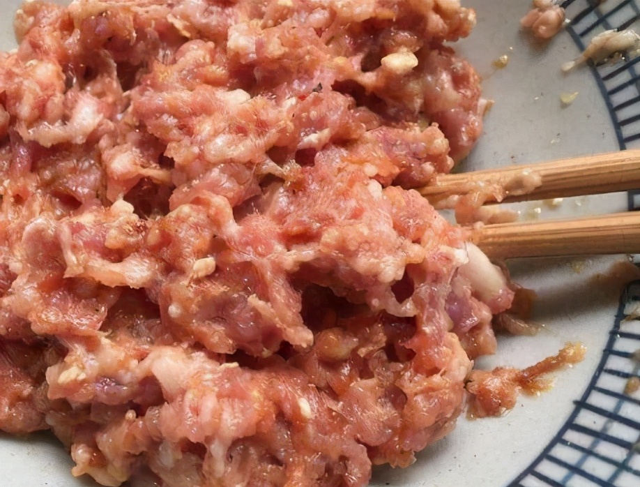 图片[4]-白萝卜肉馅饺子的做法步骤图 饺子鲜嫩滑特好吃-起舞食谱网