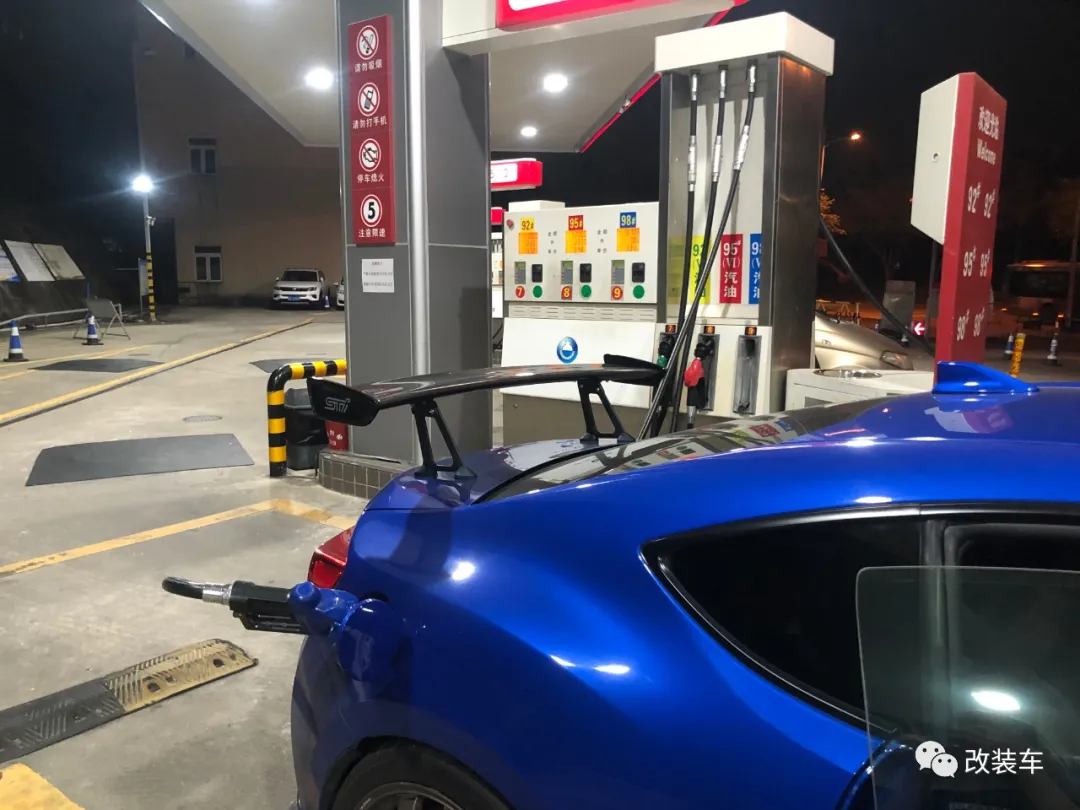 7万把斯巴鲁BRZ挪到屋里 从此环游世界都不是梦?