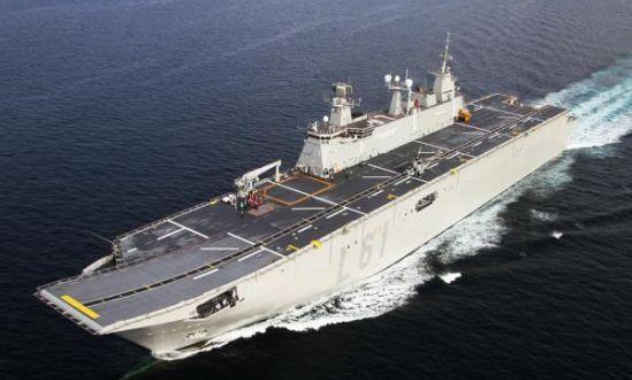 满载排水量28000吨航母，可搭载12架F35B战机，最快