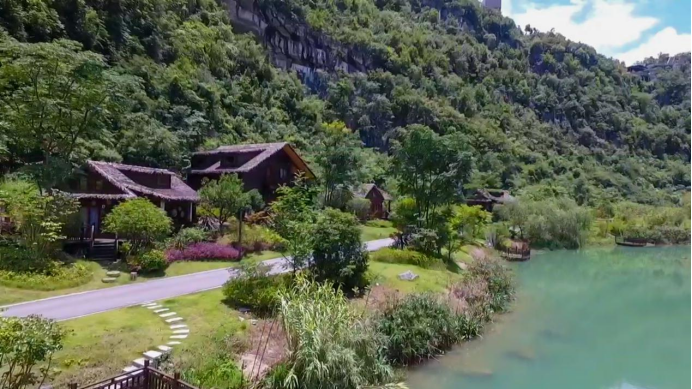 贵州长顺：酷暑觅清凉 长顺旅游旺