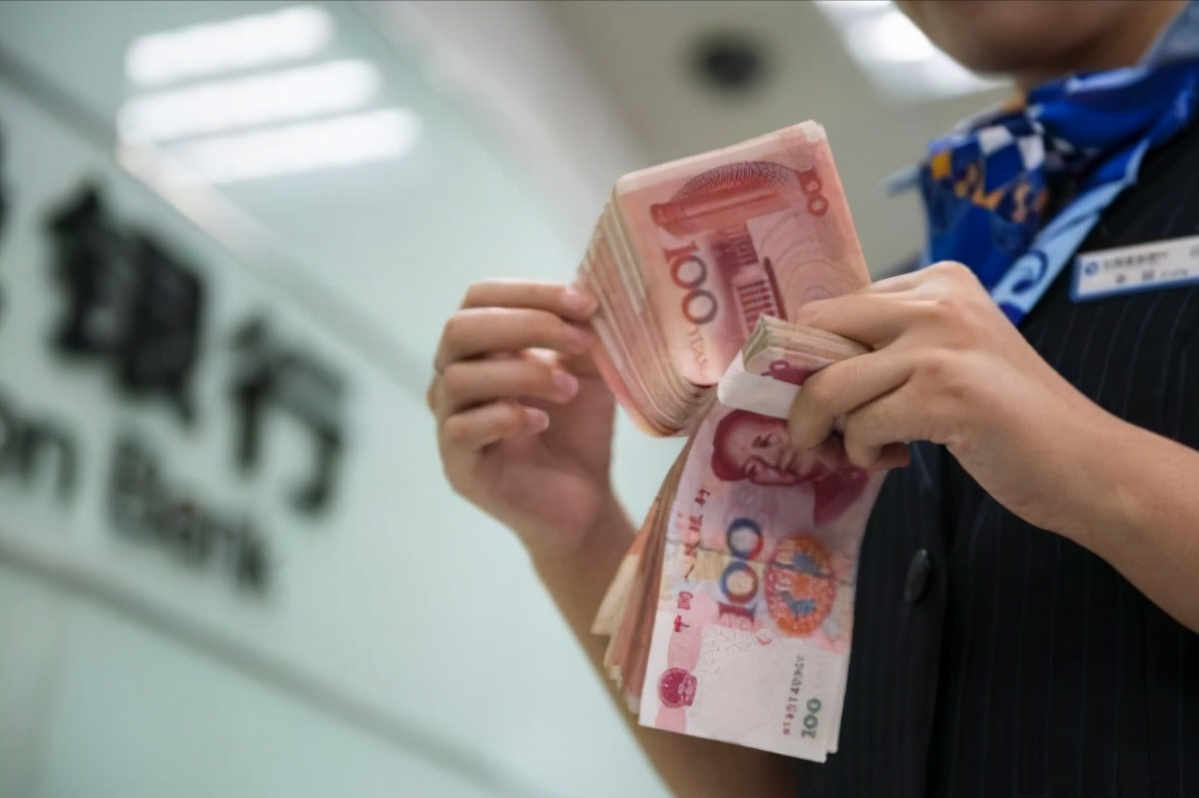 1900万存银行，5年后只剩30多元，起诉两次都败诉，钱哪儿去了？