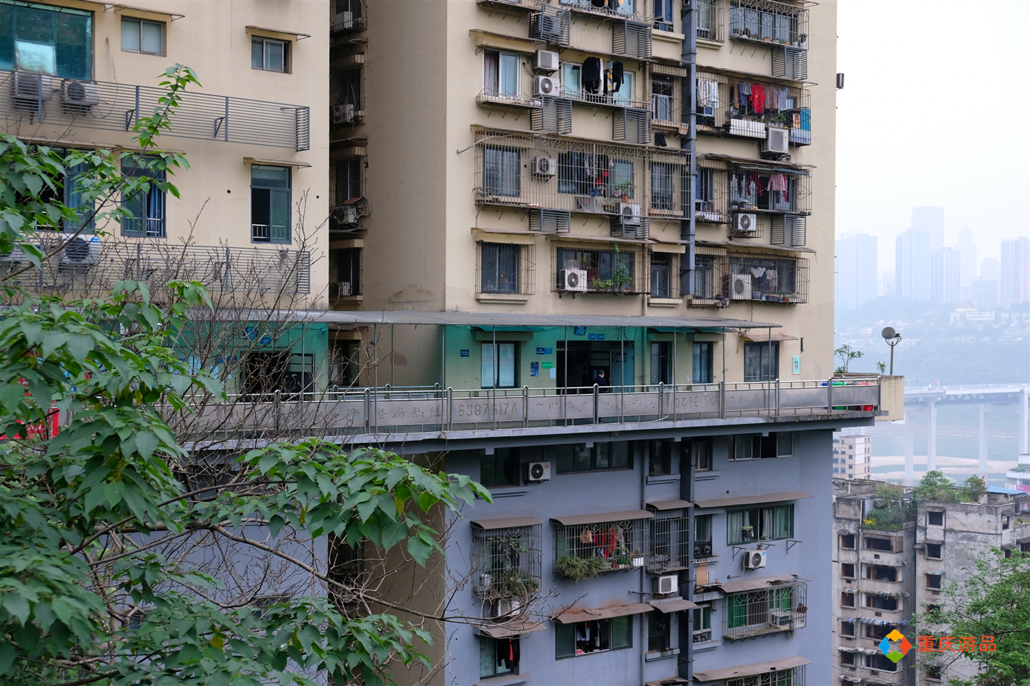 来重庆旅游会迷路吗？立体城市纵横交错，手机导航基本没用