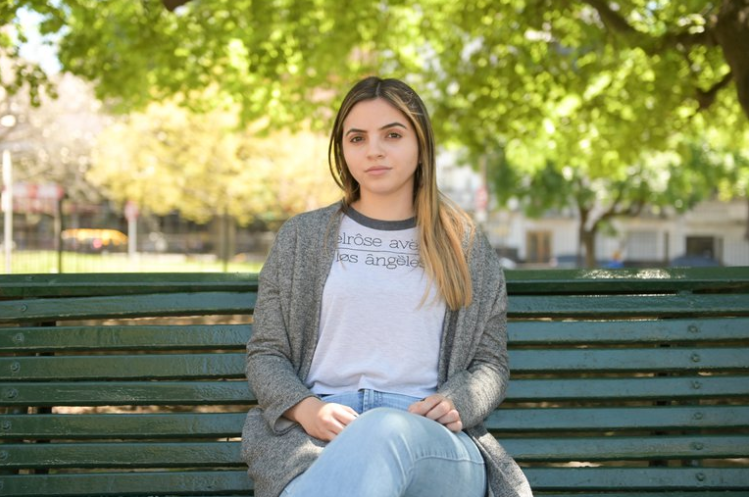 22岁阿根廷女生主动结扎绝育被骂惨谁爱生谁生我不