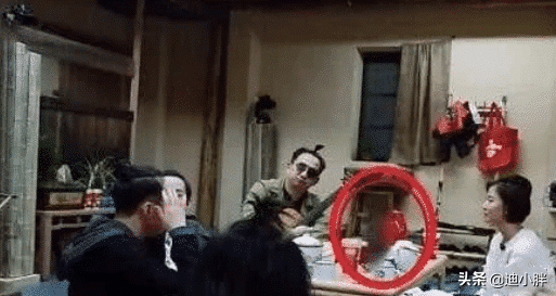《向往》唯一一次在饭桌打码不是因为没赞助，原来是未成年不能看
