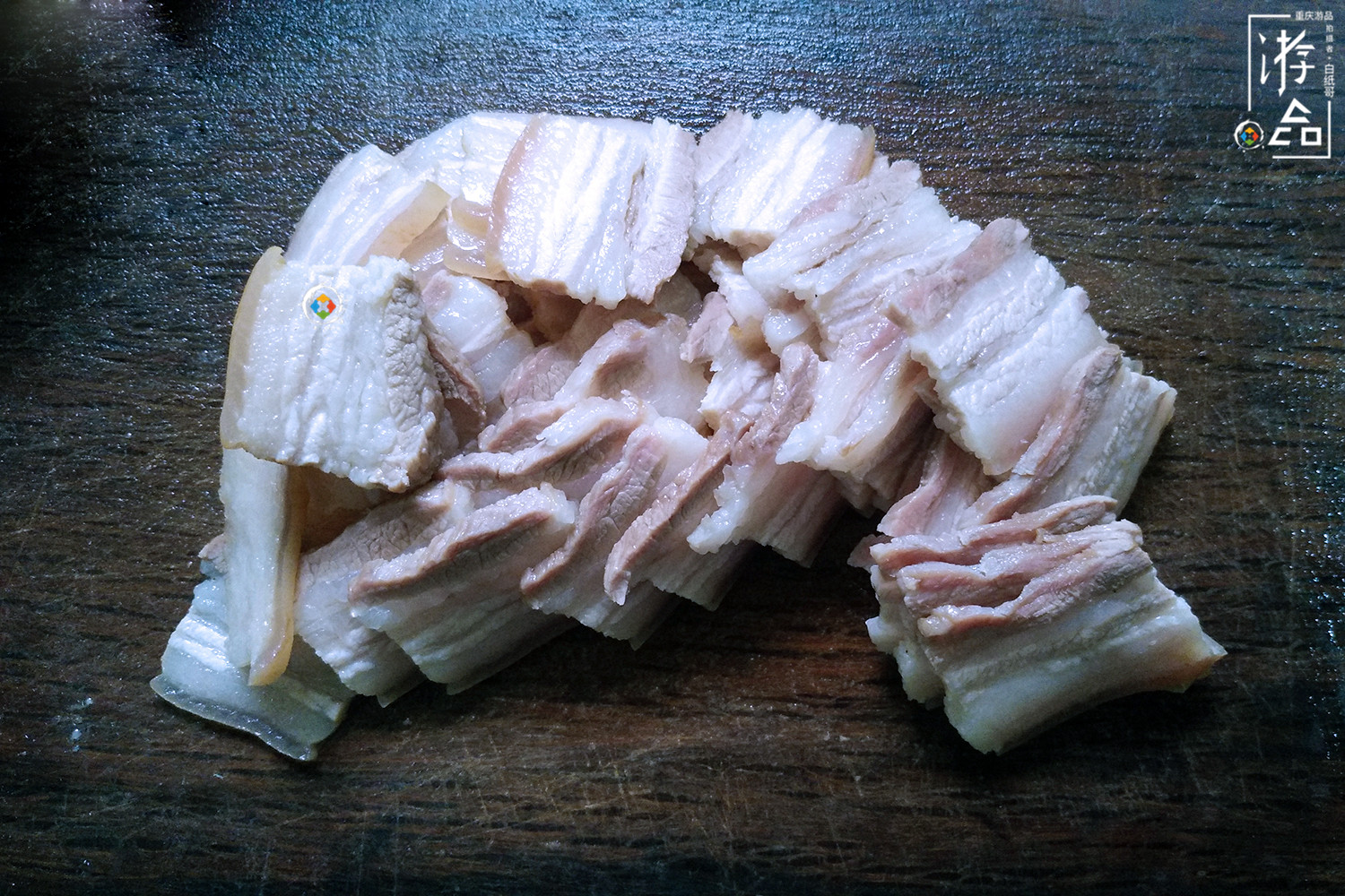 回锅肉该怎么做？外地游客不要辣椒，与厨师发生争执，还报了警