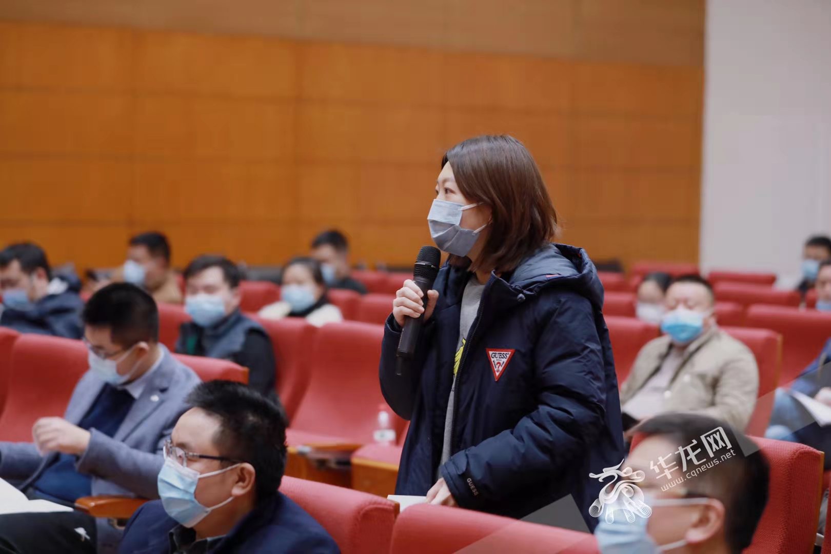 重庆室内公共场所会全面禁烟吗？这场新闻发布会上有答案