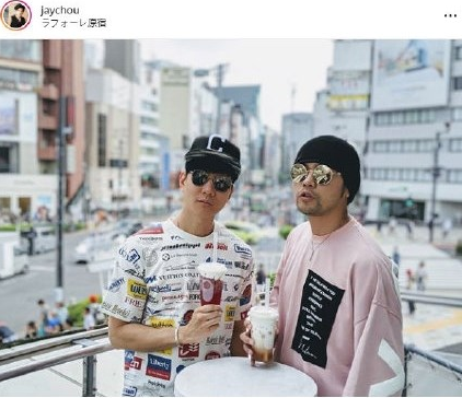 周杰倫4歲混血兒子近照曝光！ 胳膊壯實顯可愛，頭髮濃密顏色發黃