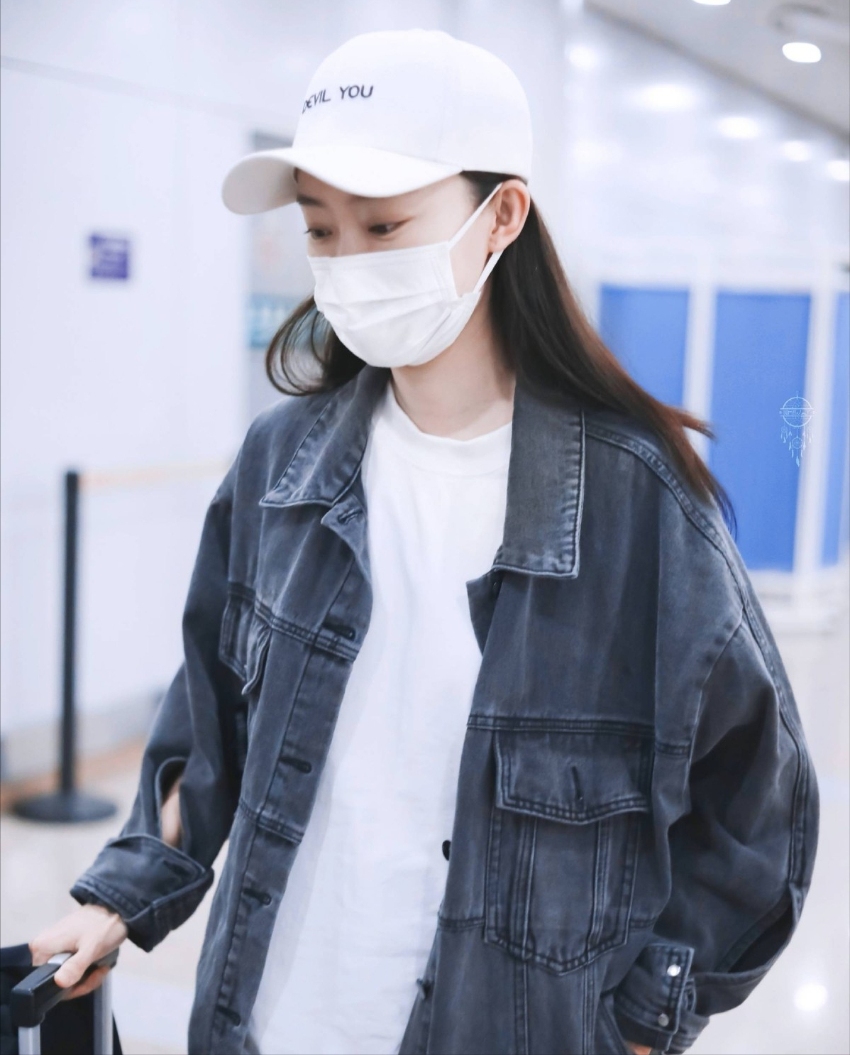 " penetralia escapes greatly " head hair battle array added Zhang Xiaofei, qi Qi protects everybody hard " our Mom "