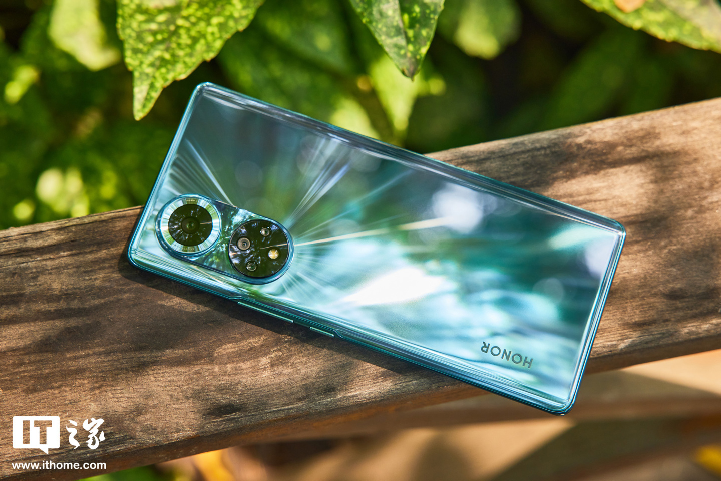 荣耀50 Pro 夜拍体验 在黑夜也如此透彻 6park Com