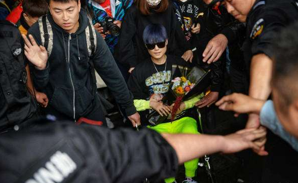 信春哥，得永生：曾被父親勸退，被人一度嘲諷，她的人生有多心酸