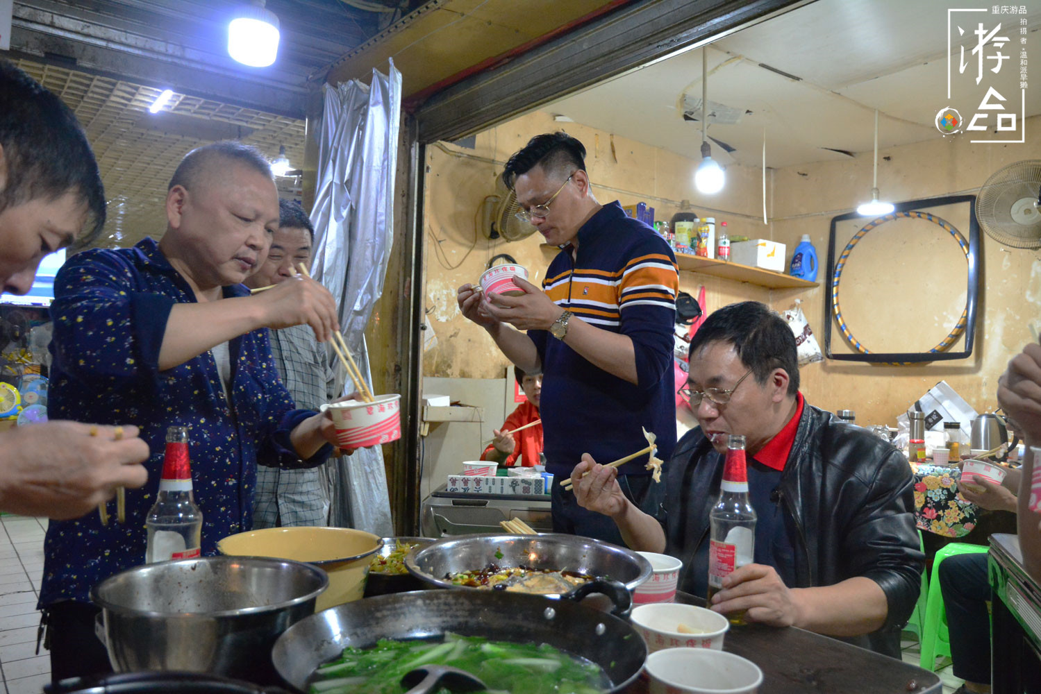 重庆渝中的”城中村“：龙蛇混杂的菜园坝，摩的和算命人纠缠不清