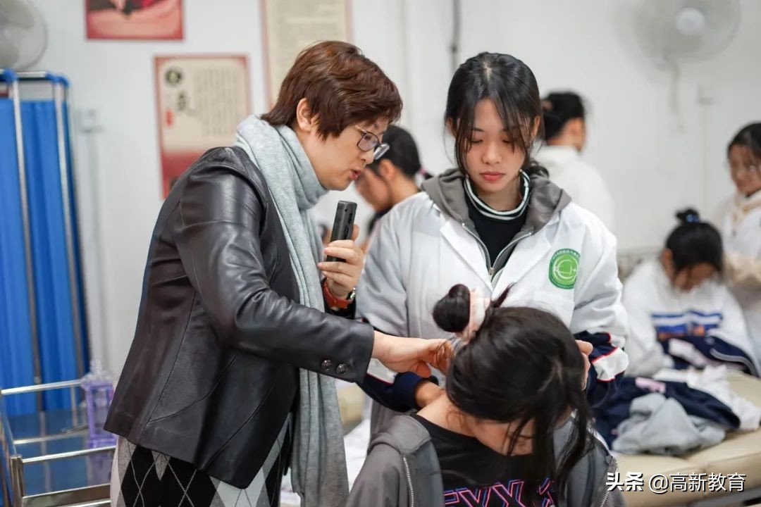 高新医药｜省中医院老师来授课，学生的反应让人意外