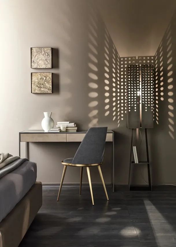 这把人类高质量座椅，和皇冠一样闪耀