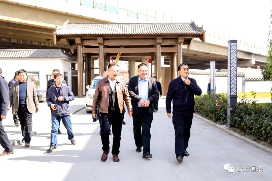 大同市副市长郝献民考察恒宗集团北方医药有限公司新型GMP工厂