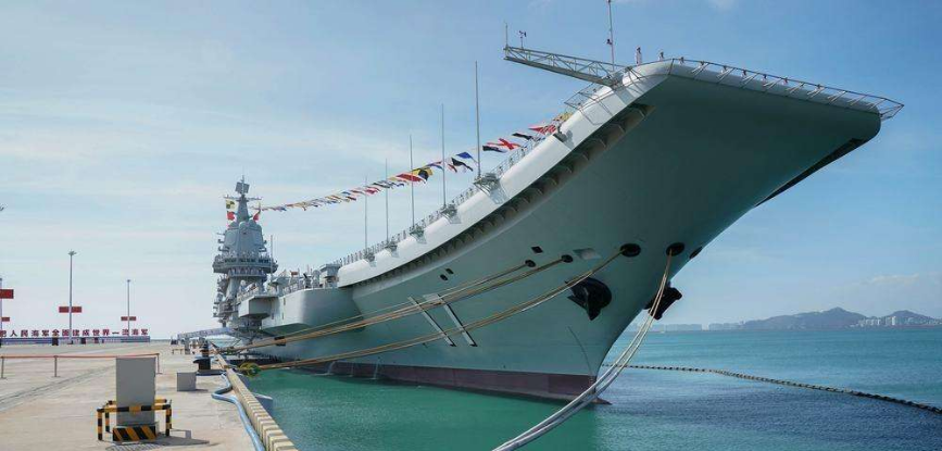 差别太大了！山东舰已经出海训练，印度国产航