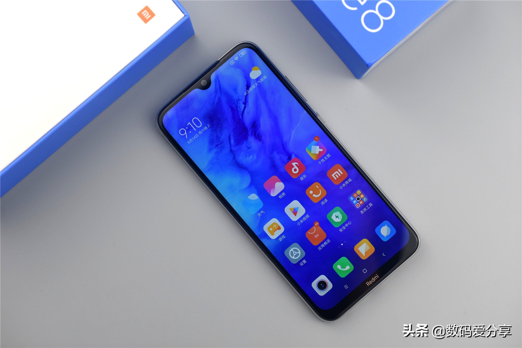 Redmi Note8测评：玻璃机身颜值手感兼具，大电池+18W快充很良心