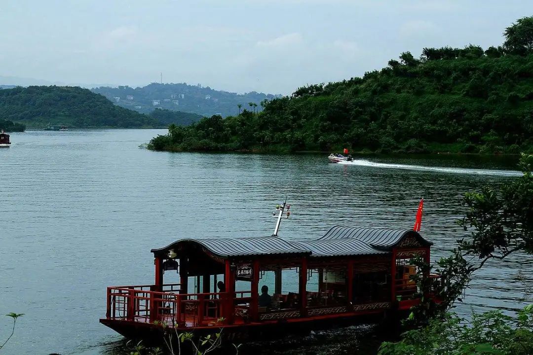 西南明珠——长寿湖