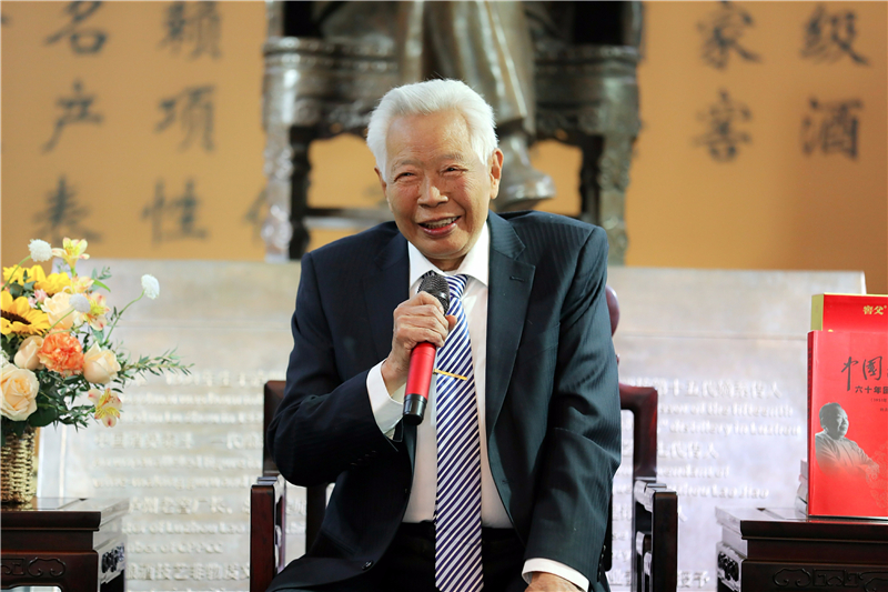 窖父匠心传承，中国窖父赖高淮全国糖酒会上共话白酒前世今生