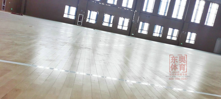 東奧體育｜運動館木地板安裝