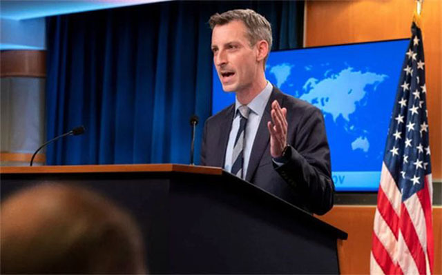 ��ʽ˫���ڰ�������������ƽȴ������Ϯ����ͣ���Ҵ��ʲô����