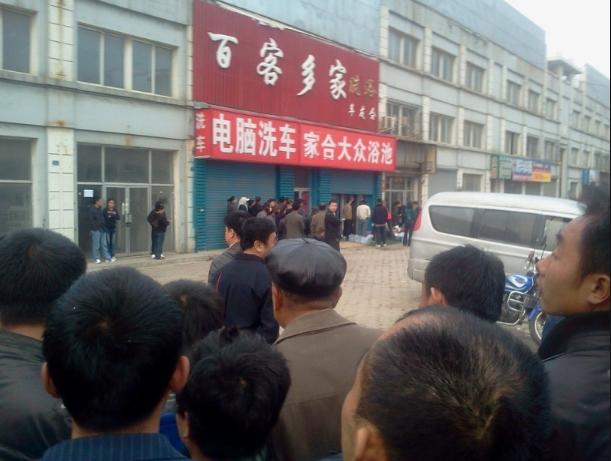 因疑妻子出轨，又遭岳父岳母冷眼对待，男子怒杀亲友10人！行刑前最终一句话让人警醒