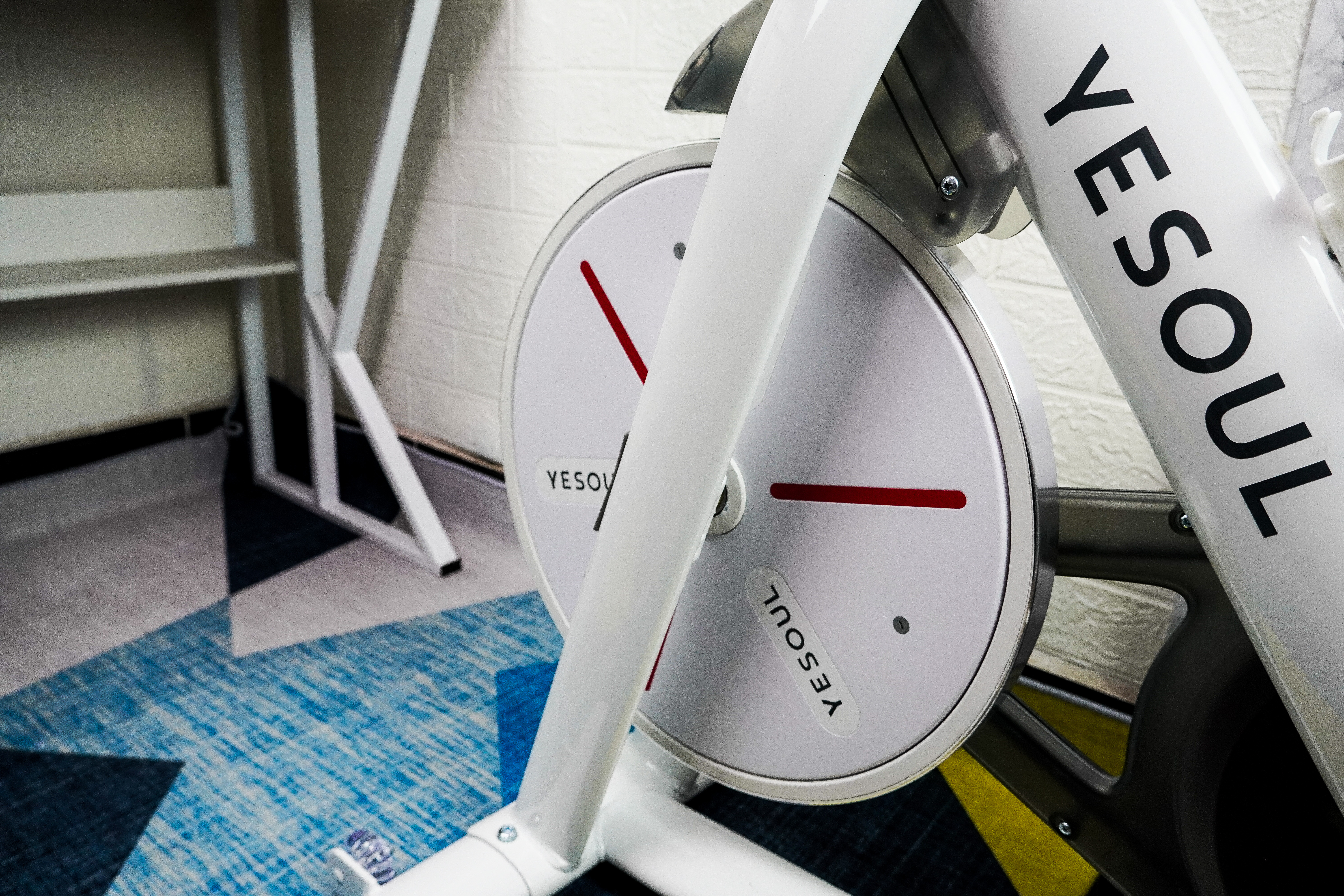 yesoul野小兽s1动感单车骑行健身畅玩无忧