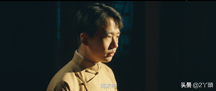 Exposure of the most beautiful positive wears Guo Qilin dash of unlined long gown is burnished emulative