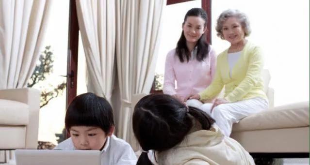 来自富婆的暴击！张雨绮又炫富，称买房只是爱