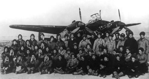 斯大林暗中援朝，苏联空军击落千余架美军战机，美国却忍气吞声？
