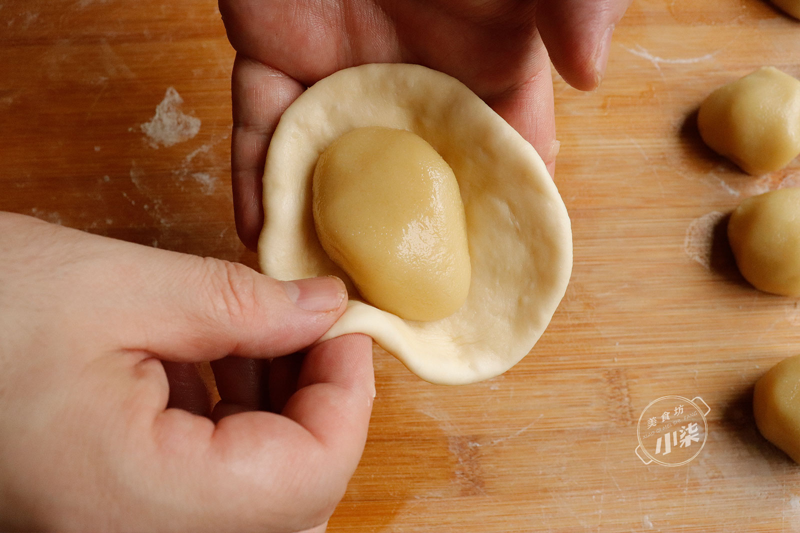 這個燒餅太香了，無技巧無難度，一切一擀層次多，香酥不膩特好吃